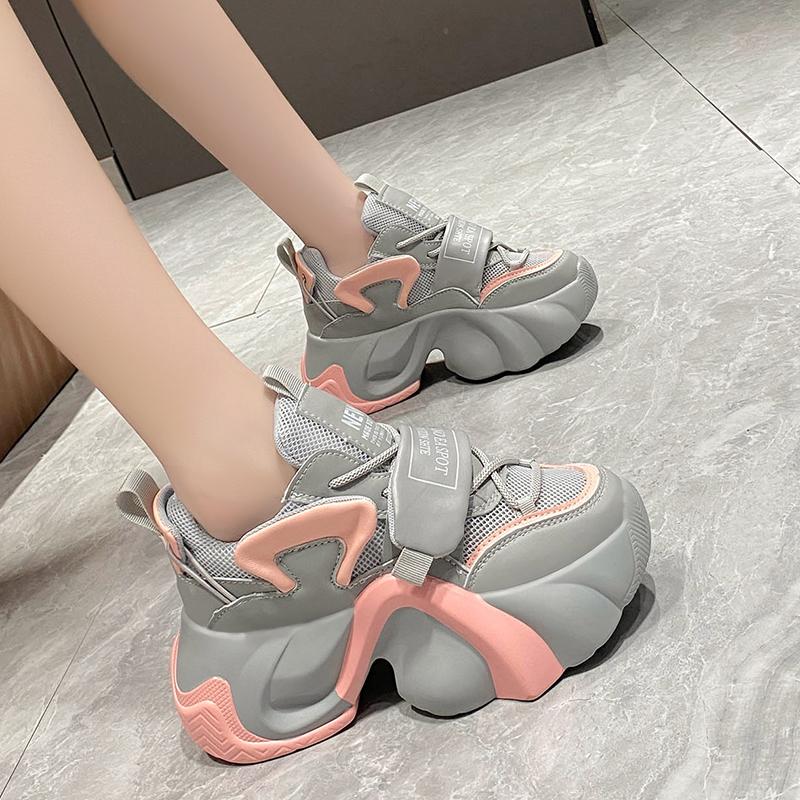 fashion Women Platform Casual Breathable Mesh Shoes 2024 New Summer Chunky Sneakers 7CM Wedge Hidden Heels Woman Hollow Leisure Shoes