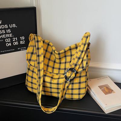 Damentaschen – Geräumige Taschen