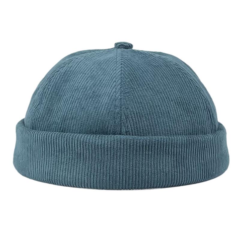 

Solid Color Corduroy Minimalist Unisex Brimless Hat Windproof Beanie Melon Skin Hats, Landlord Hats, Hip Hop Hats, Round Hats зелений