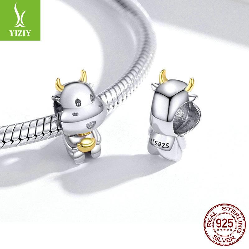Lucky Niu Niu S925 Silberperlen, Vergoldet mit echtem Gold, Verspieltes Kälbchen, Glücksbringerperlen für das neue Jahr Scc1709