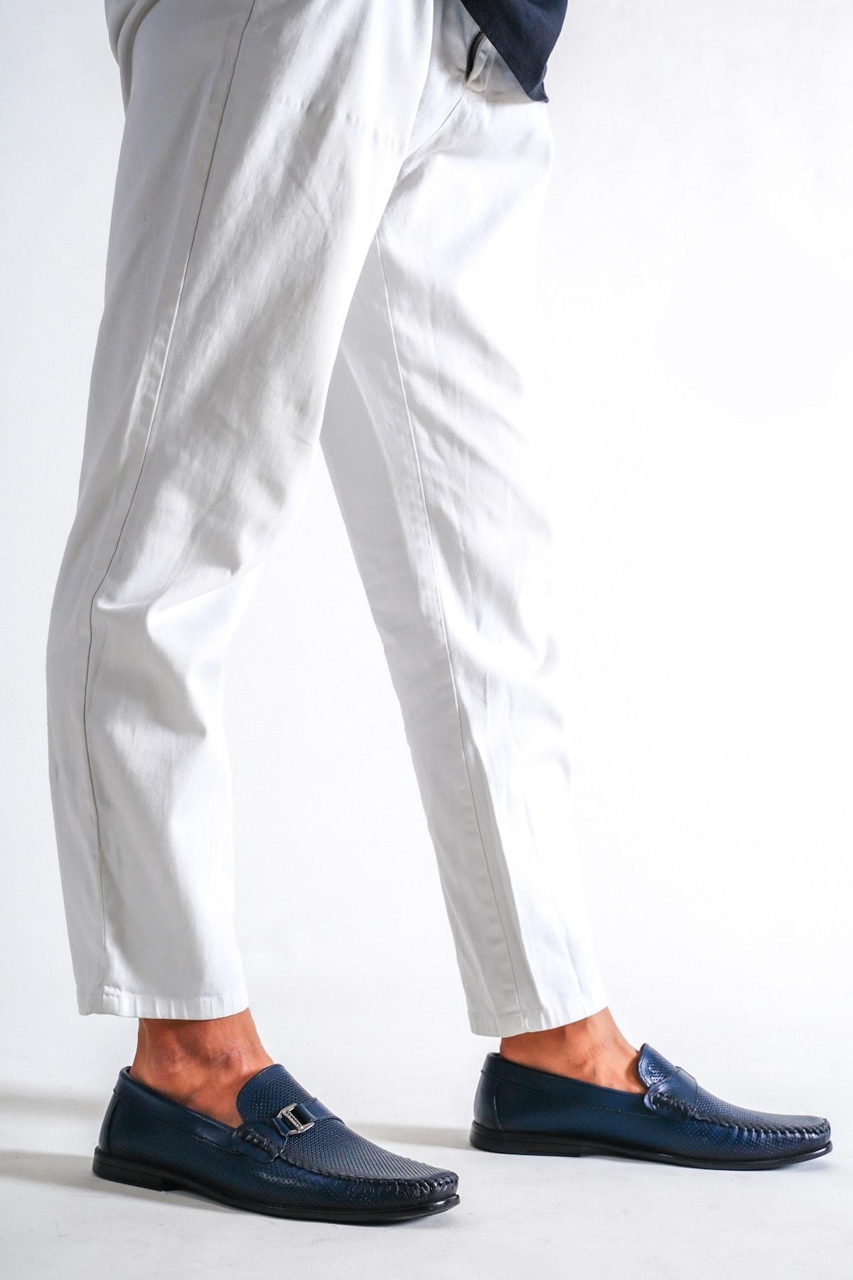 

Мужская повседневная обувь темно-синего цвета из натуральной кожи