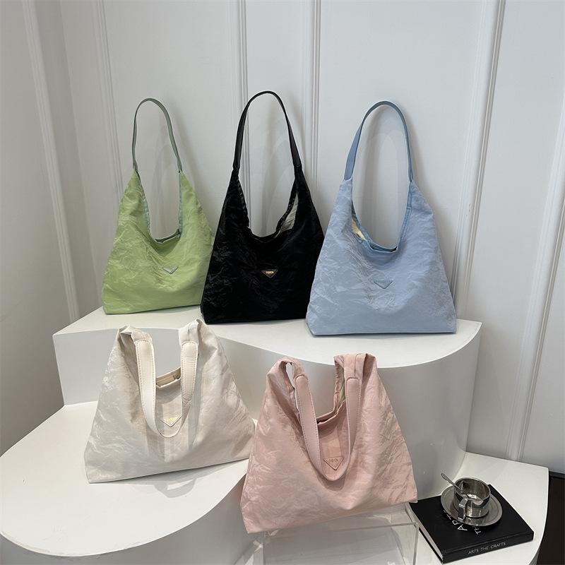 Women's Bag 2025 New Korean Version of Simple Texture Fashion Trend Casual Personality Summer Beautiful Shoulder Tote Bag