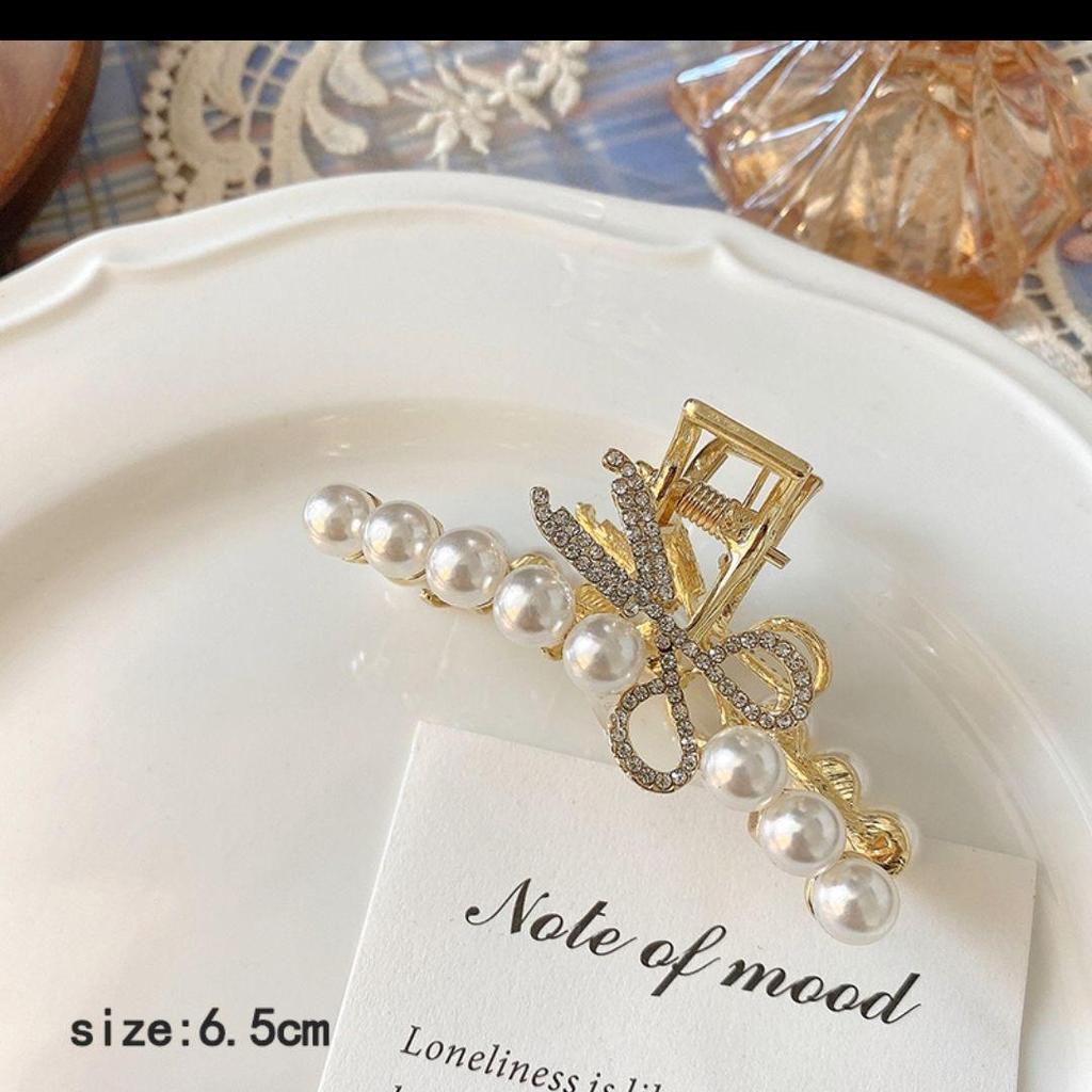 High-End Large Metal Claw Hair Clip for Women - Elegant Updo Accessory