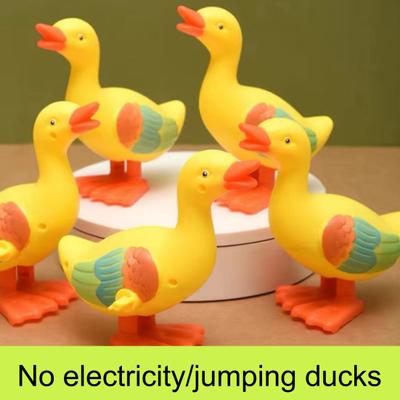 Animal Clockwork Toy Lovely Interesting Jumping Poultry Model Ornament Interactive Toy Plastic Easter Cartoon Rooster Duck Wind-Up Toy Kid
