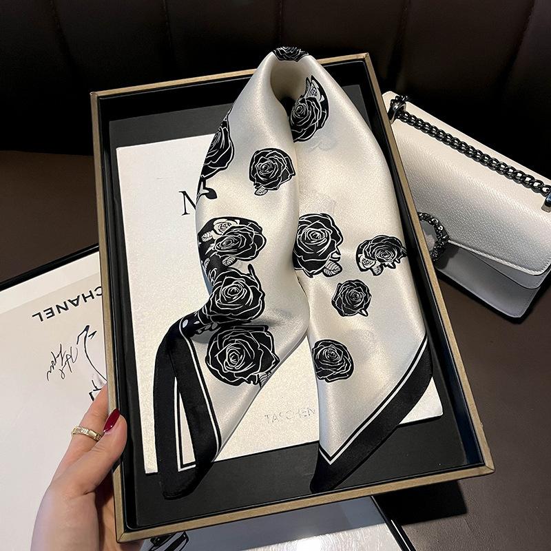 Luxuriöses quadratisches Seidengefühl-Tuch für Damen, bedrucktes Satin-Halstuch, Frühlings-Haarband, Foulard, Bandana, Echarpe, Krawatte, Schal, Wickeltuch