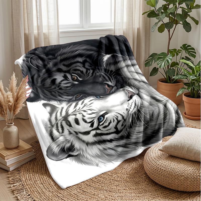 Tiger Love Artwork 1 Theme blanket Lightweight Warm Flannel Blanket Decorative Throw Blanket for Home Decoration