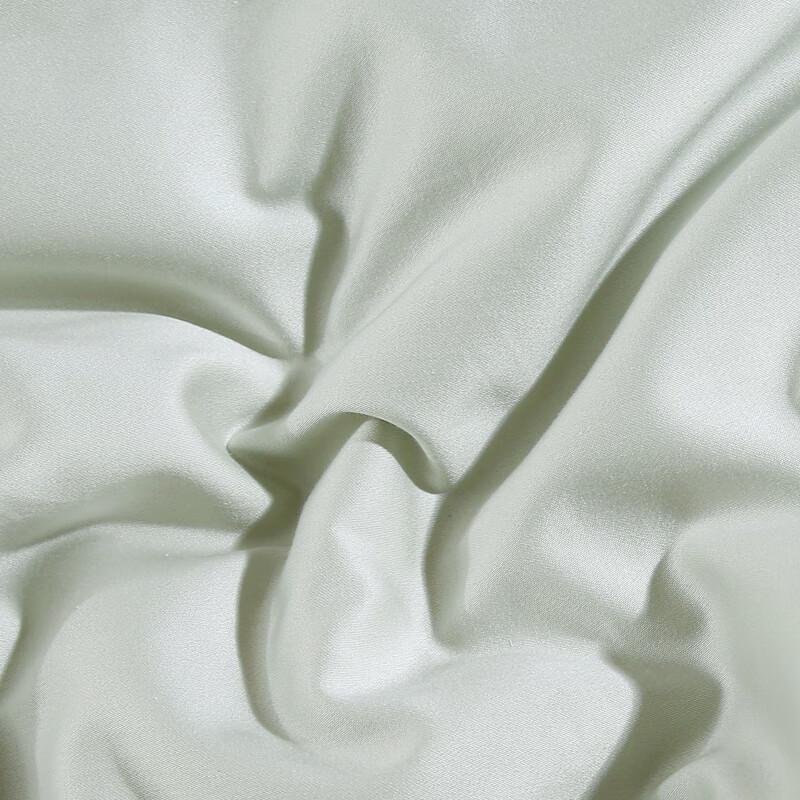 Youmeng Jiaju Sommerseidenbettdecke mit Xiang-Stickerei