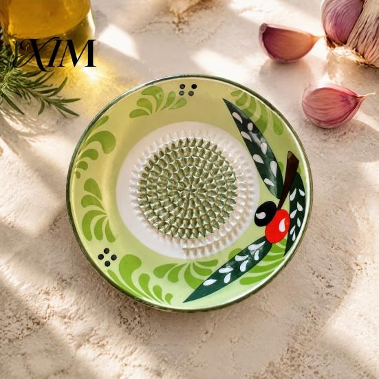 Wielofunkcyjna tarka do przecierów owocowych Ceramiczna tarcza do mielenia imbiru i czosnku, Tarka z ostrymi ząbkami, Łatwa do czyszczenia ręczna maszynka do mielenia dodatków żywnościowych