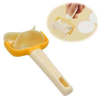 Kunststoff Gebäck Nudelteig Rundes Pressmesser Knödelform Spitzenrad Hob Backen Kochen Dekorative Küchenwerkzeuge