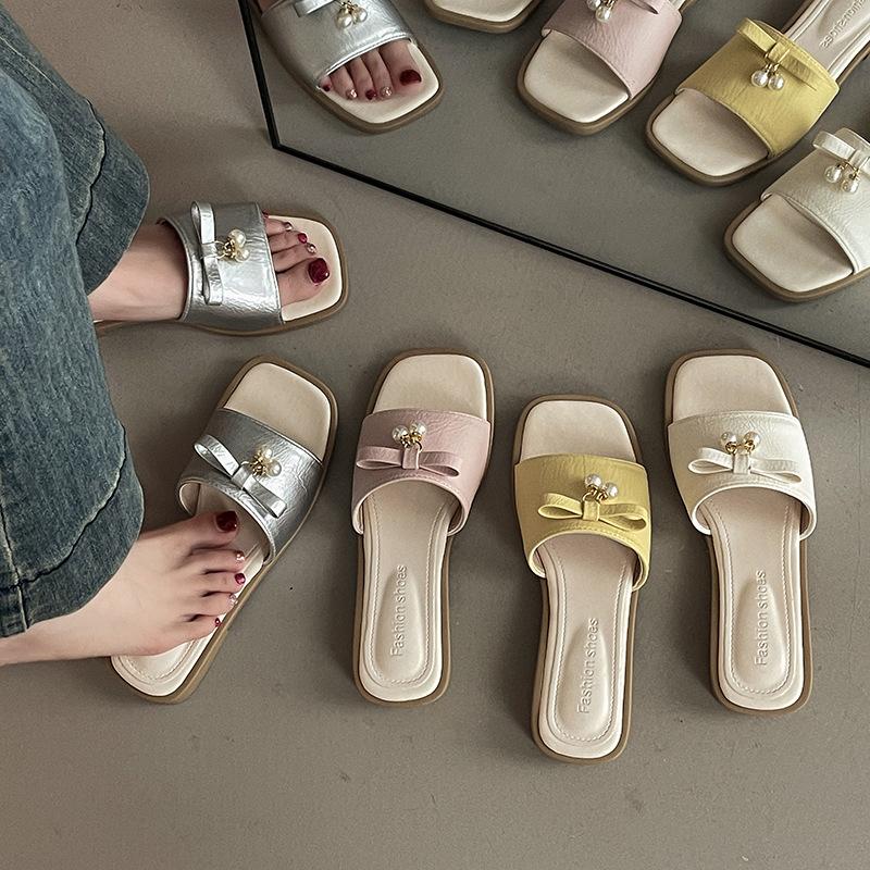 French retro square head one-word wedged slippers women wear open-toed cool slippers in summer commuting casual thick-heeled sandals