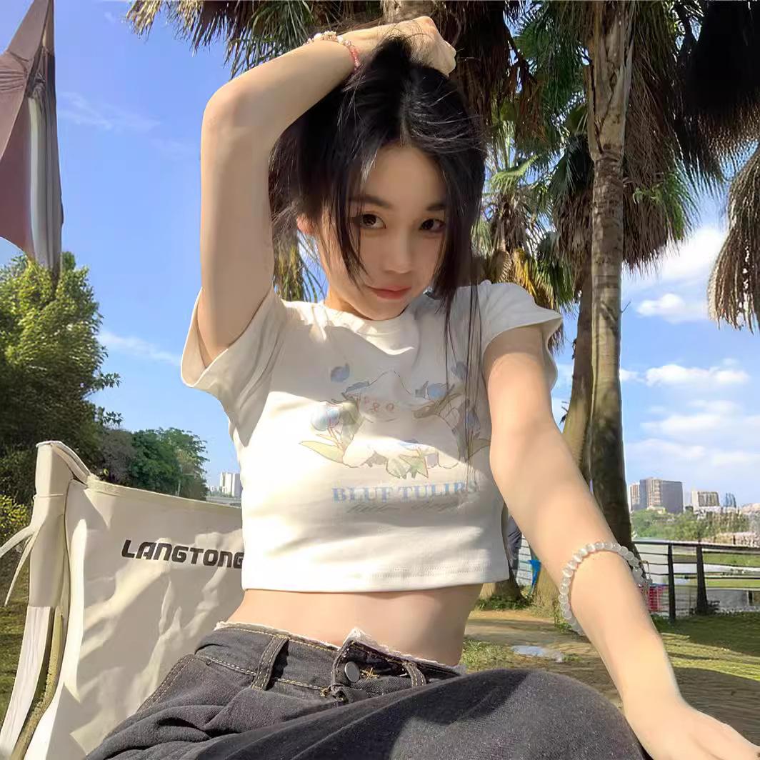 

White cute rabbit print short-sleeved T-shirt women s South East Asia hot-selling navel top M