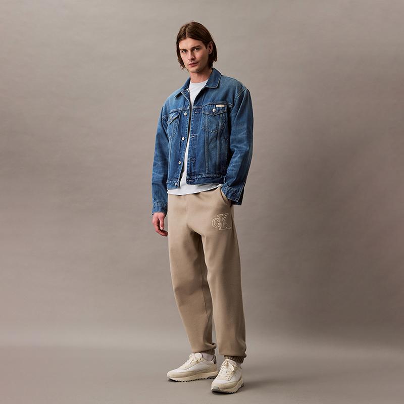 Calvin Klein Casual Embroidered Elastic Waistband Tapered Ribbed Knit Joggers Men Joggers 4RB003G