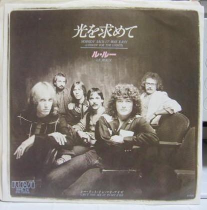 7-дюймовая пластинка LE ROUX  Nobody Said It Was Easy  Cant You RPS74 RCA 1982 Япония Рок Б/у