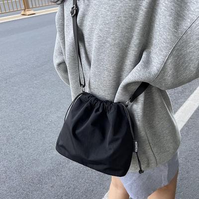 Jednoduchá lehká stahovací taška na dojíždění Velkokapacitní taška přes rameno Oxford Módní crossbody taška Dívky