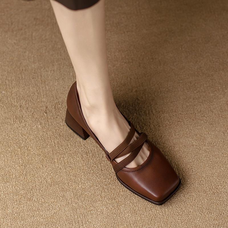 French retro Mary Jane shoes women's brown autumn 2022 new mid-heeled square head light mouth single shoes