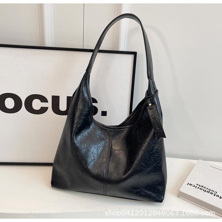 Large Capacity Fashion Tote Bag Women 2025 New Korean Version Casual Armpit Bag Commuting To Work Shoulder Bag
