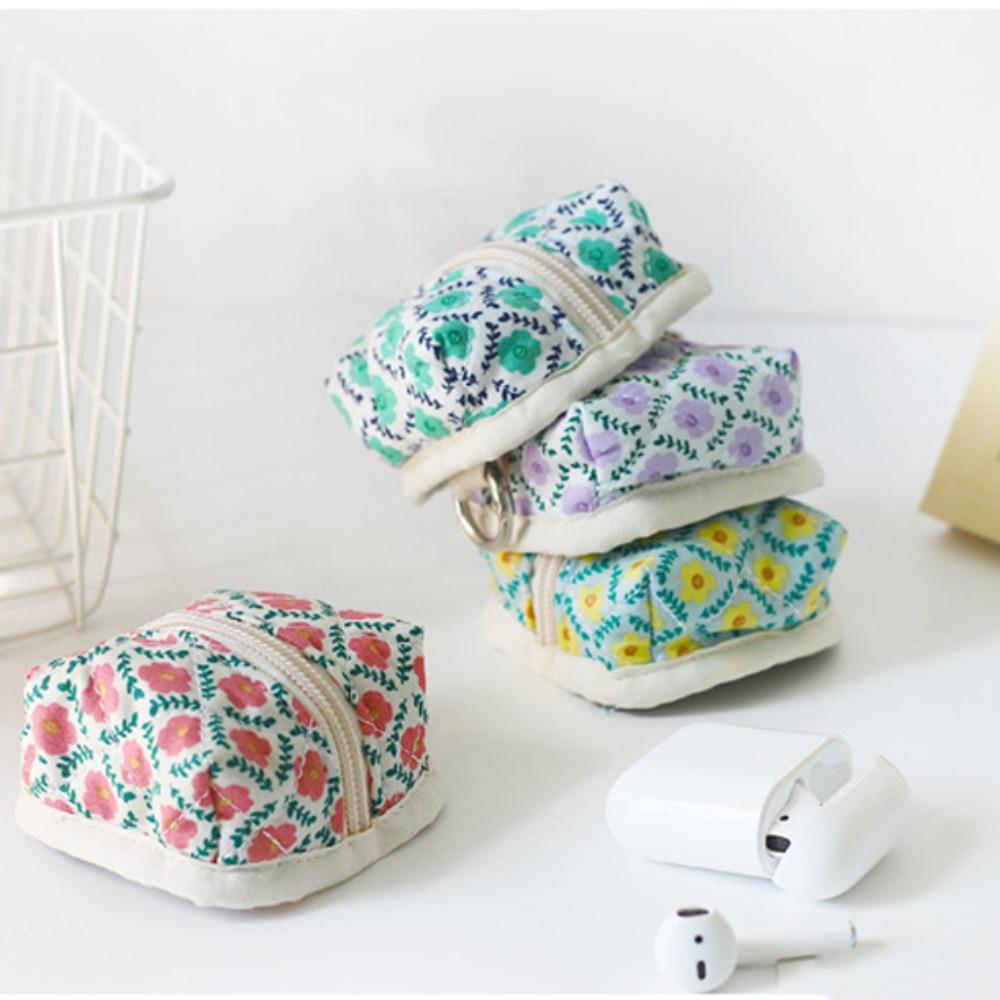 

Universal Mini Earphone Protective Pouch Mini Fresh Coin Purse Daisy Cloth Earphone Bag Data Cable зелёный