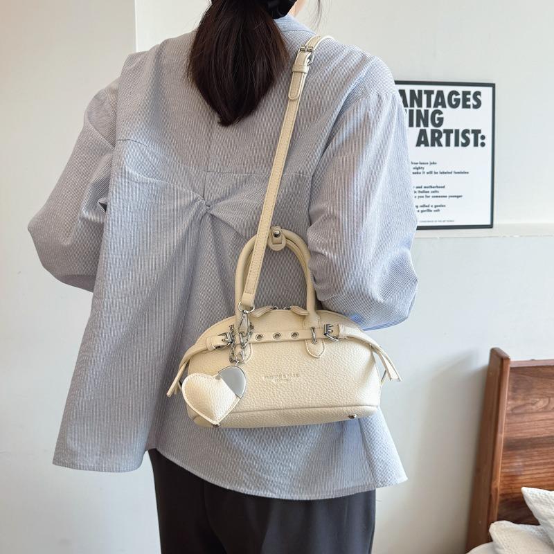 Hand Carrying High-end Shell Bag Women's Spring and Summer New Fashion Temperament Trend Single Shoulder Simple Messenger Bag