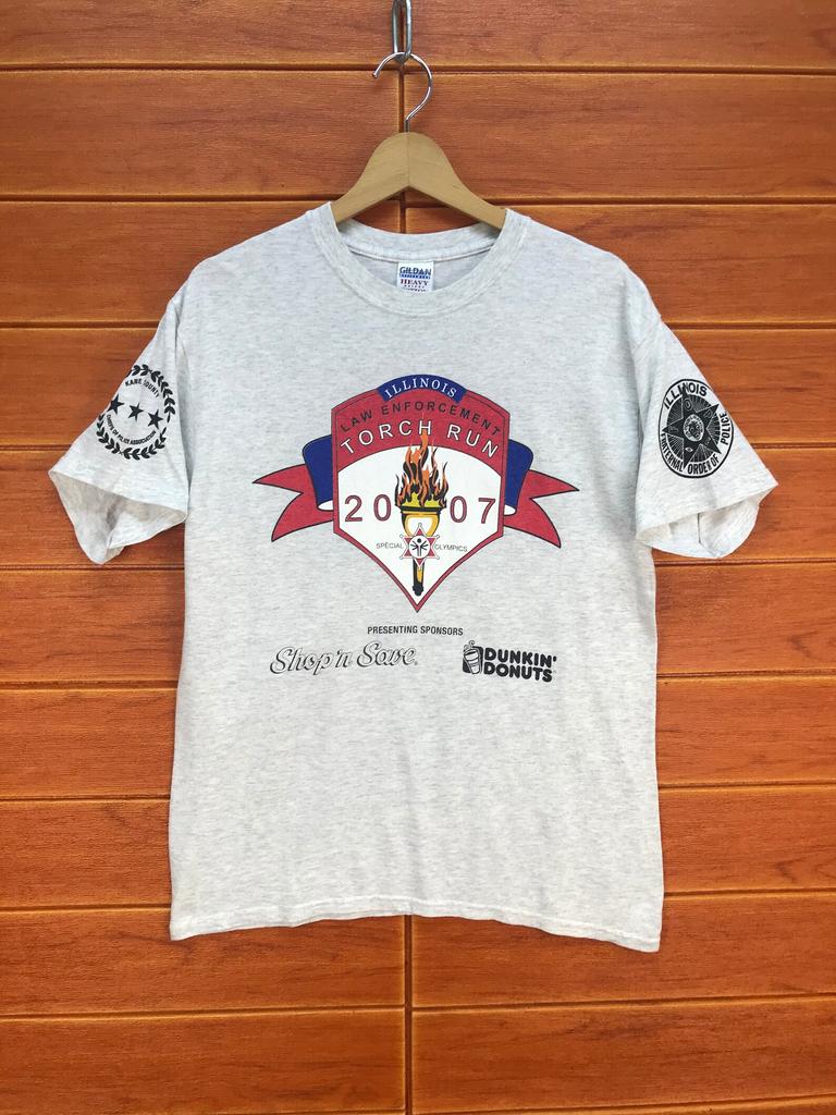 Vintage SPECIAL OLYMPICS Illinois Torch Run 2007 T-Shirt /Dunkin donuts / Shop n Save / Size M