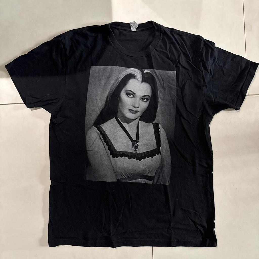 Lily Munster movie Horror short sleeve black shirt
