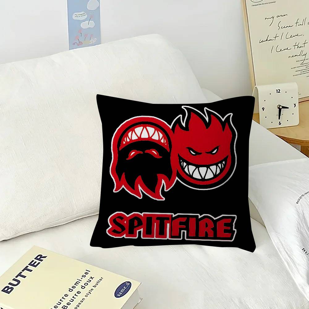 Pillow Anime Pillow Sofa Bed Head Pillow Cover Cushion Cover 45x45 cm Fashion LOGO skateboard S-Spitfire