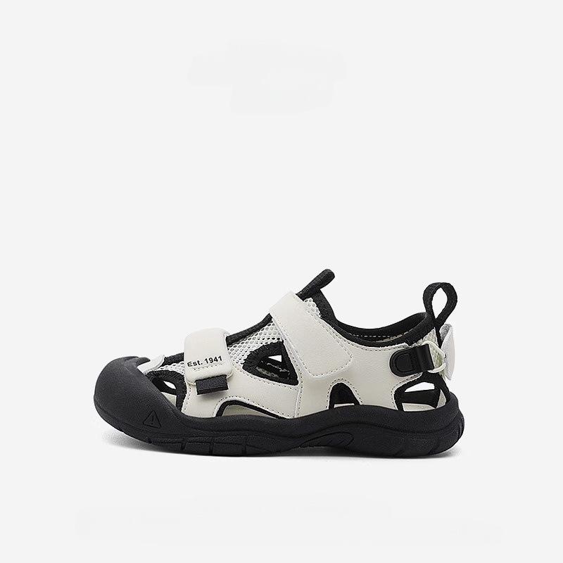 

Summer Boys Closed Toe Sandals Genuine Leather Breathable Anti Slip Soft Sole Hook and Loop Creek Shoes the inner length of size 30 is about 18.8cm