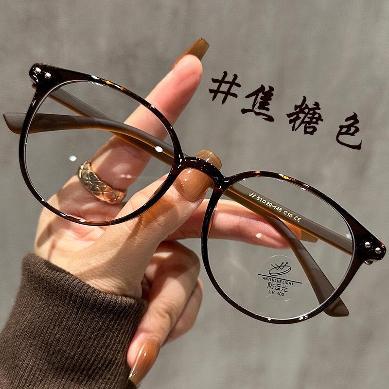 The new TR plain black frame glasses for women with myopia can be matched with early eight artifacts, square round face, suitable for eye frames