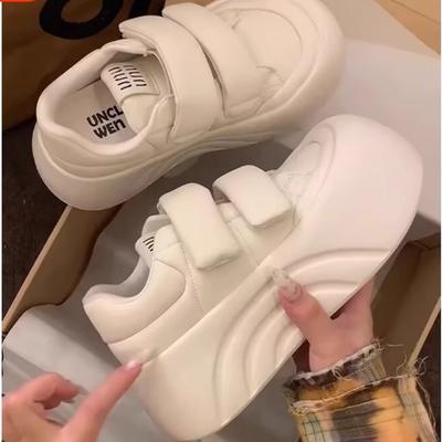 Modello muffin a suola spessa 22 autunno nuovo velcro altezza piccola casual scarpe da pane