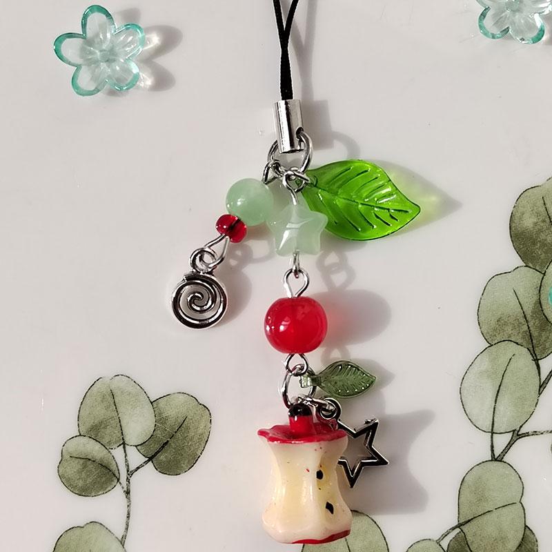 Ключеница heisei retro  Яблоко и Сердце зелёный