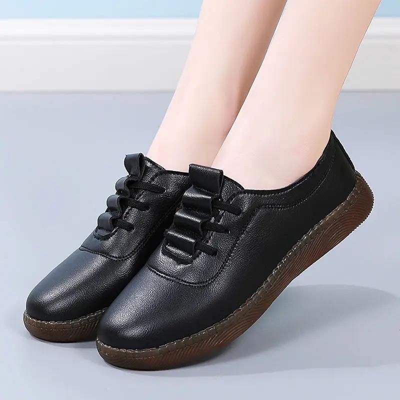 Autumn new women's flat shoes Outdoor non slip soft leather shoes Fashion comfortable footwear Ladies casual lightweight shoes