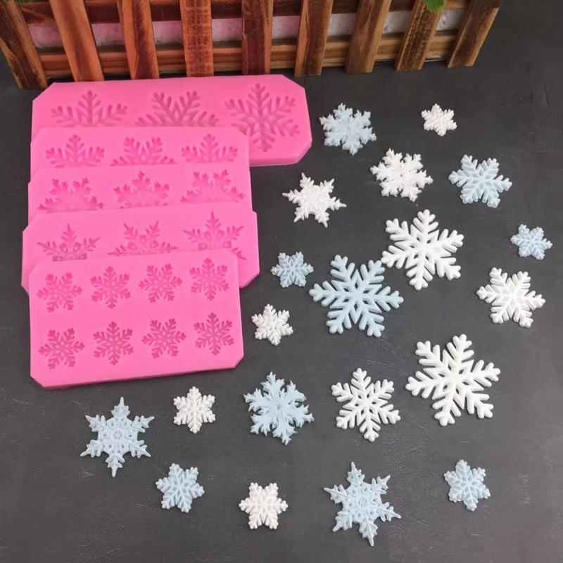 Christmas Snowflake Shaped Silicone Mold Handmade Chocolate Biscuit Cake Decoration Baking Tool DIY Candle Resin Casting Mold