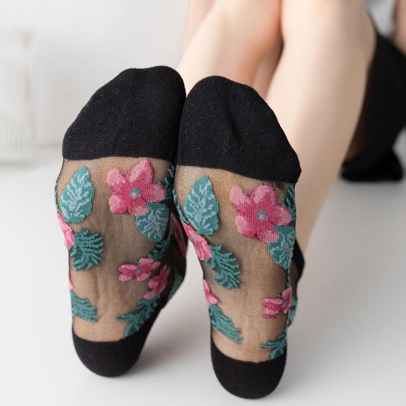 Floral Short Socks for Women In Summer Thin Design with Floral and Leaf Patterns Low Cut and Shallow Mouth Crystal Silk Glass Stockings
