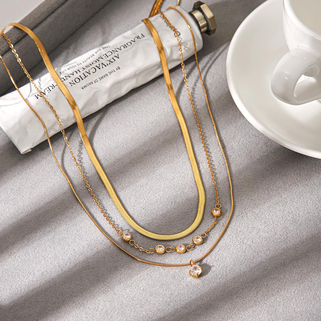 Euro-American Style Multi-layered Titanium Steel Necklace, Light Luxury High-end Zircon Clavicle Chain
