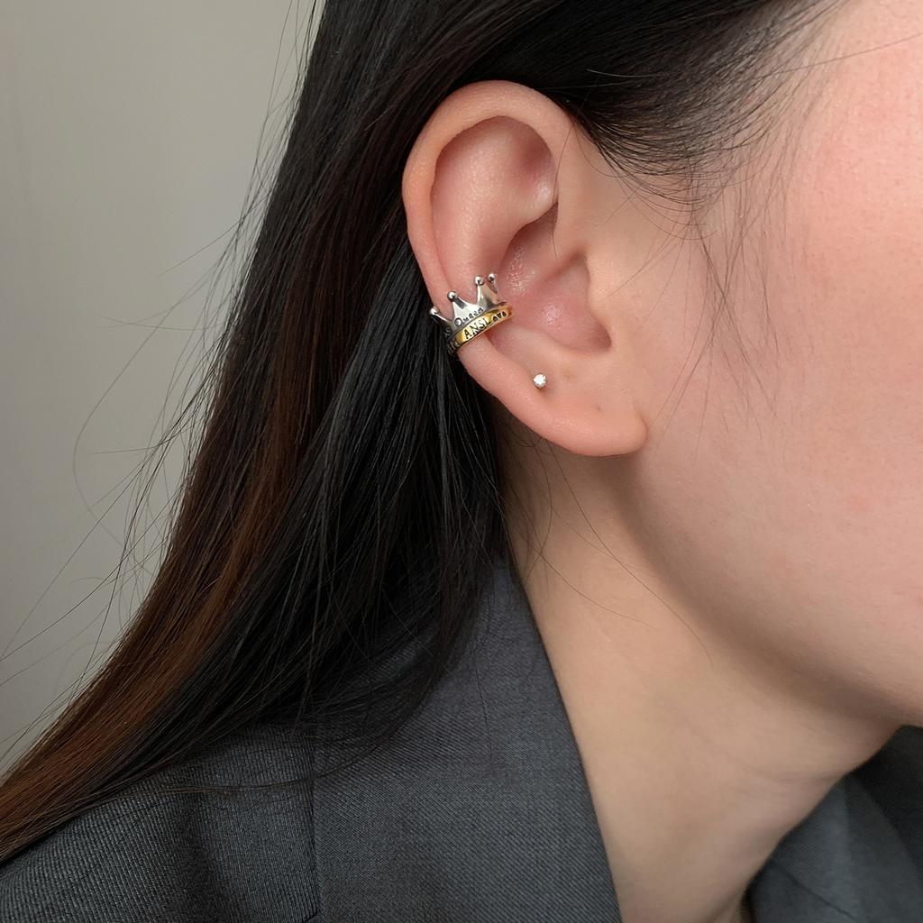 Retro Old Crown Ear Clips Female Without Ear Holes High-level Sense of The Niche Ear Bone Clips Light Luxury Fashion Tide Earrings Studs Daily Wear