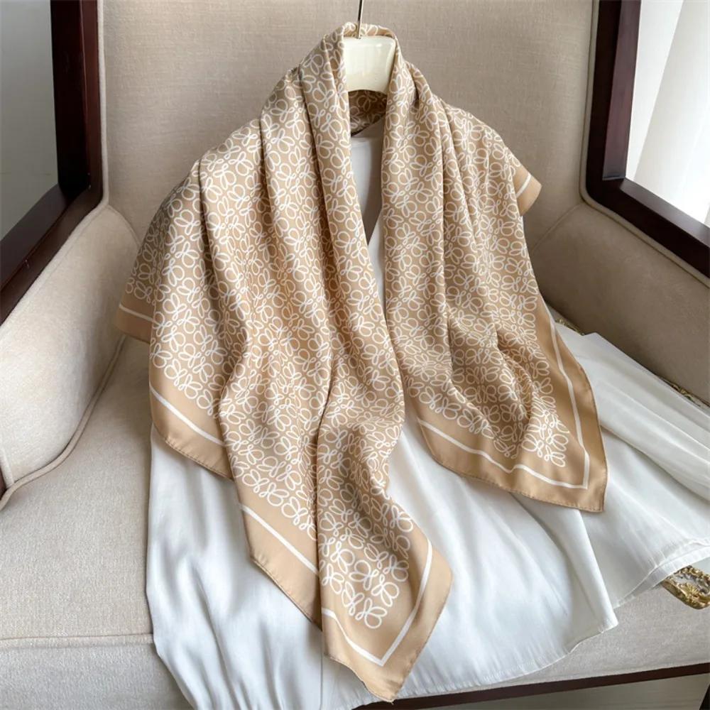 High Quality 90X90 Cm Printed Scarf Breathable Lightweight Silk Feel Scarves Printed Musilim Lady Hijab