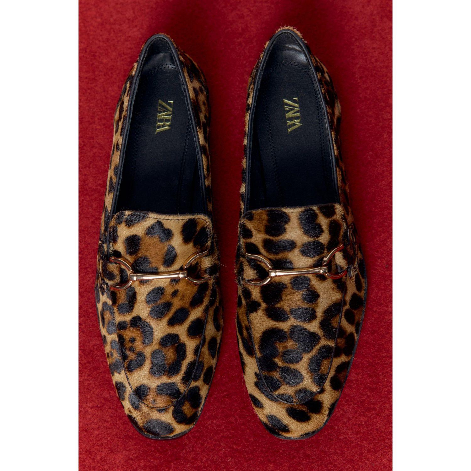 

ANIMAL PRINT LOAFERS