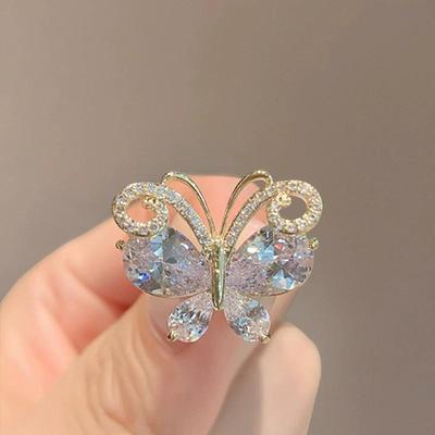 Elegant Zircon Butterfly Brooch - High-End Cute Retro Pin for Women's Fashion Accessories