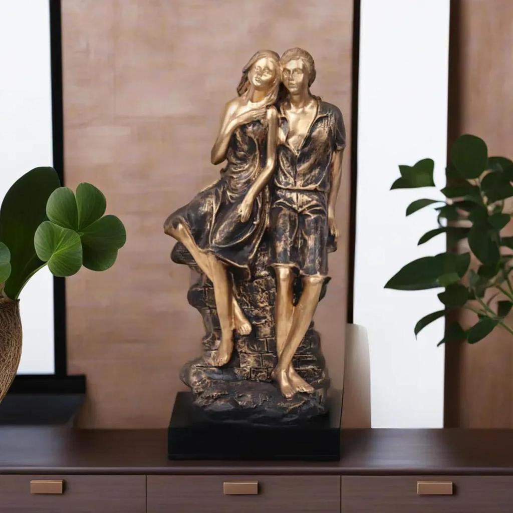 Love Couples Statue for Home Decoration and Gift Showpiece for Valentine Day