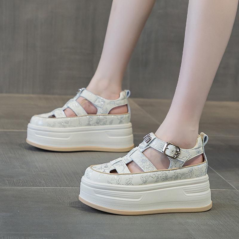 2025 Sommarskor Kvinnor Platåsandaler Koreansk Version Äkta Läder Högklackade Sandaler Damer Höjdökande Skor 7cm