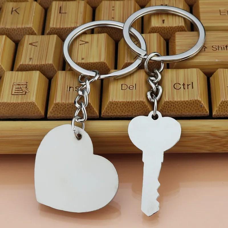 Creative Couple Keychain One Arrow Piercing Heart Shaped Keyring Backpack Car Pendant For Women Men Anniversary Birthday Gift