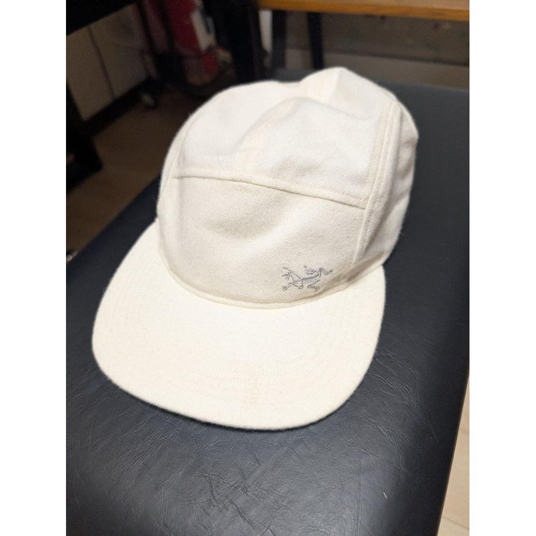Used Arc teryx White Baseball Cap Adjustable