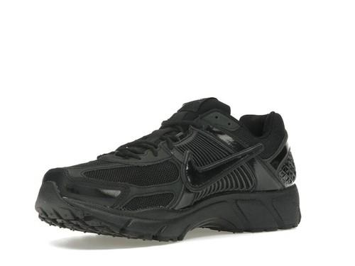 Nike Dover Street Market x Air Zoom Vomero 5 Triple Black - FZ3313-001