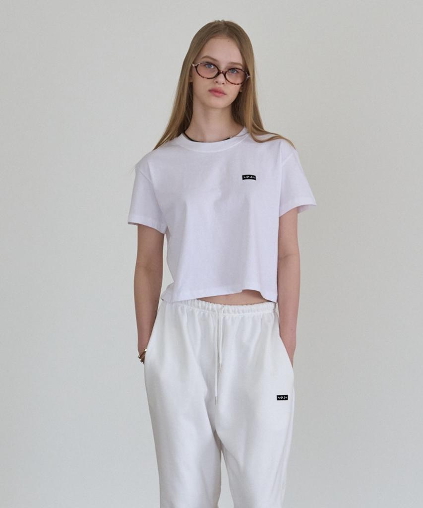 INJIACTIVE Small Logo Crop T-Shirt White