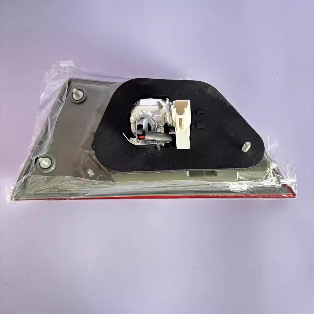 Compatible with Toyota Reiz 2014-2017: Taillights, Brake Lights, Reverse Lights, Rear Headlights, and Taillight Covers.