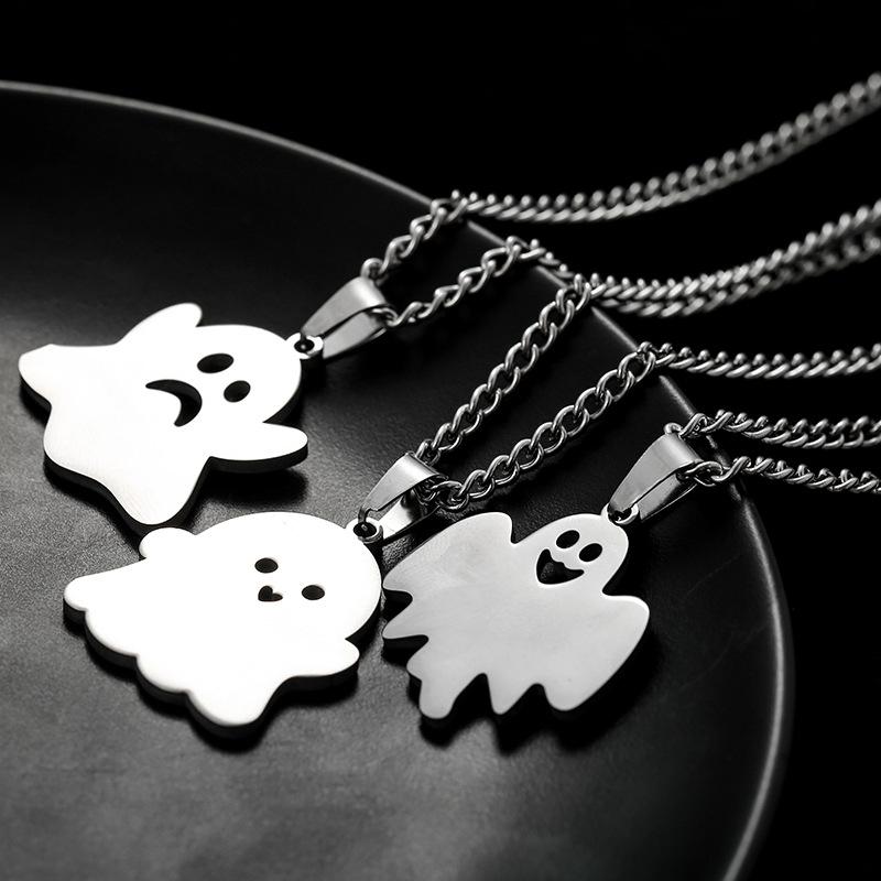 Kleiner Geister Anhänger Titanstahl Herren Halskette Modisches und Vielseitiges Halloween Accessoire