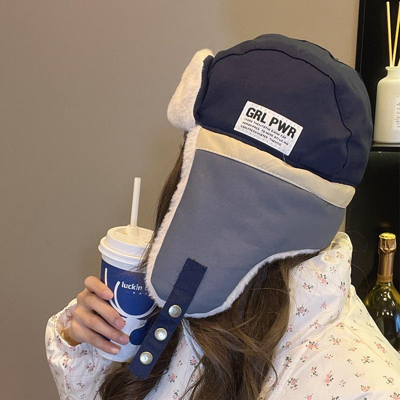 

Новая зимняя шапка-ушанка для женщин, плюс бархатная утолщенная теплая шапка с защитой ушей, для улицы, для езды на велосипеде на северо-востоке, защита от холода, универсальная хлопковая шапка M（56-58cm）