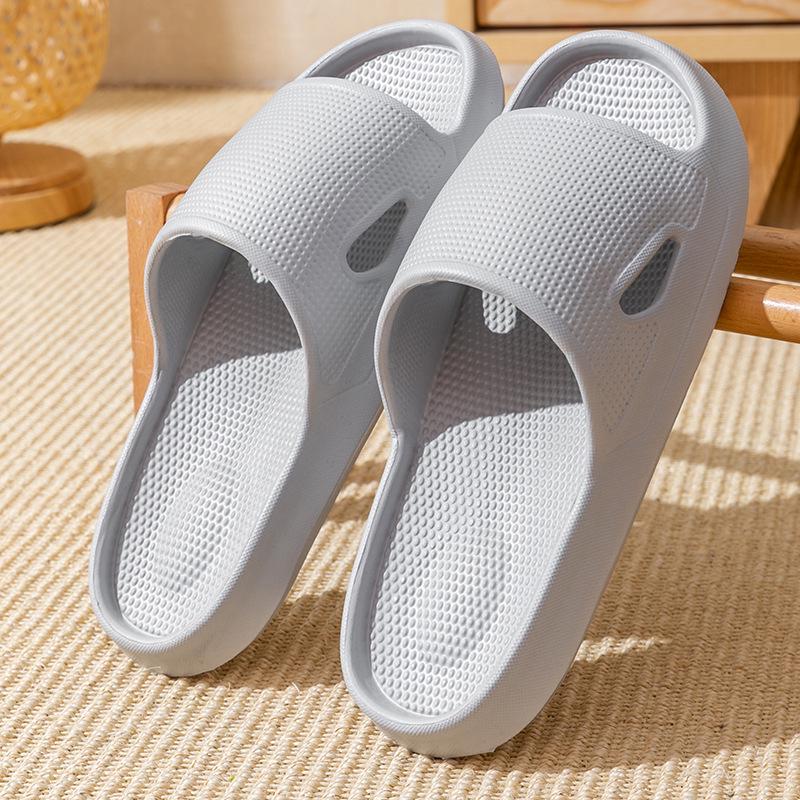 Summer Indoor/Outdoor Lightweight Slippers for Men & Women - Cool Comfort for Home & Dorm Use