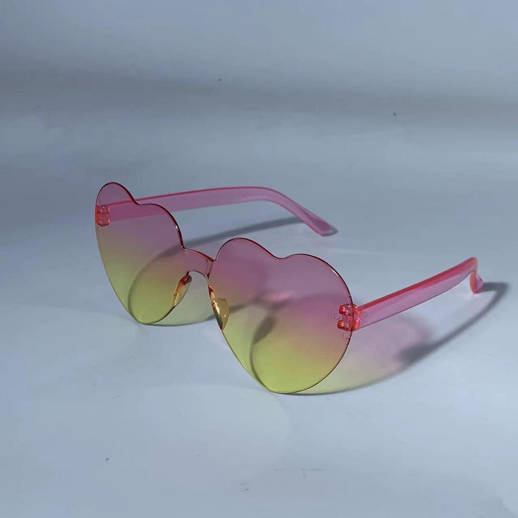 Transparent Heart-Shaped Jelly Sunglasses for Men & Women - European & American One-Piece Design