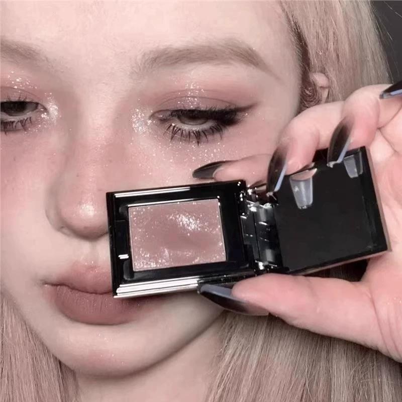 Asian-Style Smoky Gray Pink! Single-Color Eyeshadow Palette 2025 New Model, Sparkling Earth Tones for Women, Multi-Use Cream for Daily Light Makeup