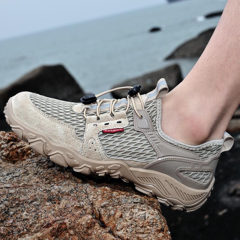 Men's Soft Hiking Shoes Summer Breathable Mesh Sneakers Light Black Hike Footwear Walking Outdoor Climbing Shoes